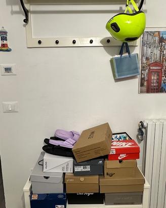 Attaccapanni e scarpiera aperta IKEA