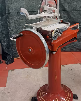 affettatrice a volano vintage marca National 