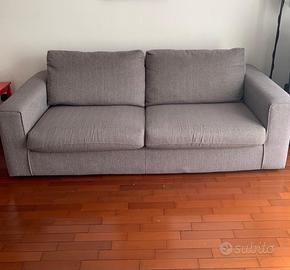 Divano tre posti poltrone e sofà