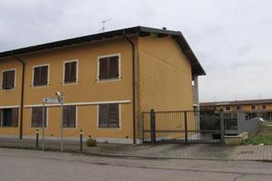 Immobile in asta di 119 m² con 3 locali e box auto