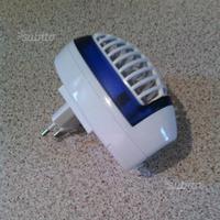 Zanzariera 220 Volt. A Scarica Elettrica Portatile