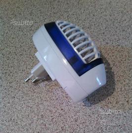 Zanzariera 220 Volt. A Scarica Elettrica Portatile