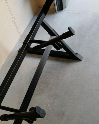 Cavalletto per tastiera