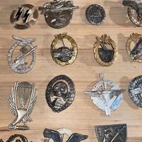 COLLEZIONE DISTNTIVI WW2 FORZE DELL ASSE