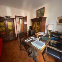 Studio antico rinascimento completo e separato