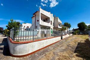 Appartamento di 45 m² con 2 locali e posto auto a 