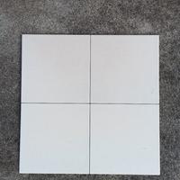 PIASTRELLE. 20 X 20 - mq 150