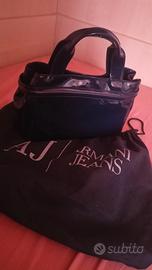 Borsa shopping blu vernice AJ