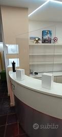 plexiglass protezione  per bancone