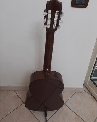 chitarra classica Yamaha