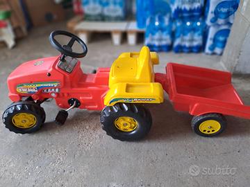 Trattorino a pedali bambino