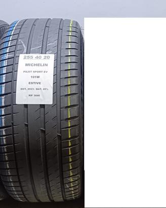 2 GOMME 255 40 20 MICHELIN 2023 RIF3840