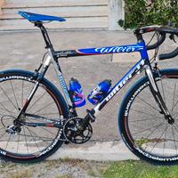 Bici da corsa Wilier Triestina Carbonio totale