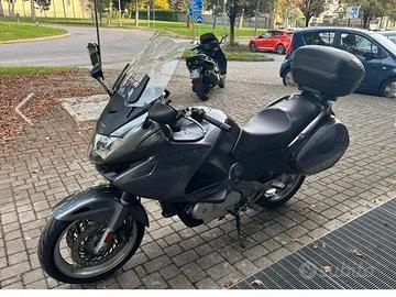 honda Deauville 700 abs