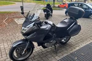 honda Deauville 700 abs