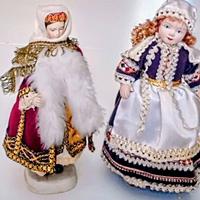 Bambole in porcellana souvenir 