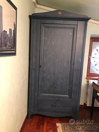 Armadio Tolà di Minacciolo