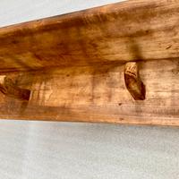 Appendiabiti a parete con cappelliera