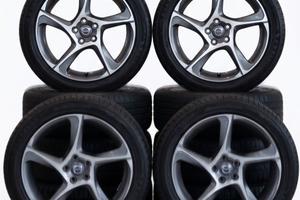 4 Cerchi in Lega 17" Originali Volvo R-Design