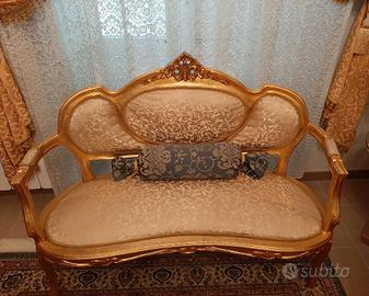 Divanetto foglia oro 