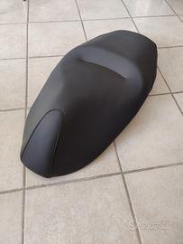Sella Piaggio Beverly 300  350 1B003744000D1