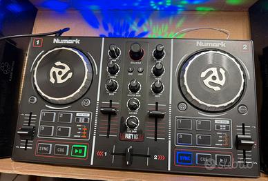 Numark party mix console DJ