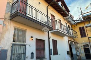 CASA DI CORTE A CORBETTA