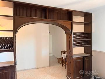 Mobile divisorio in legno con arco -stile classico