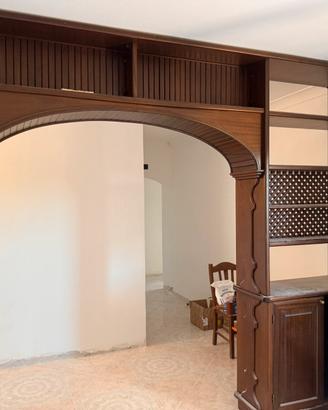 Mobile divisorio in legno con arco -stile classico