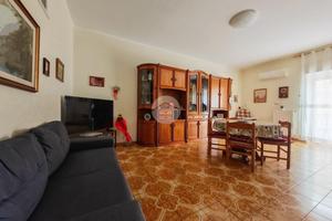 4 LOCALI A MANFREDONIA