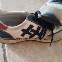 scarpe da ginnastica