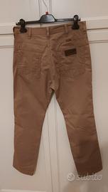 4 Pantaloni Wrangler Arizona 