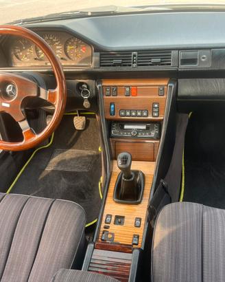 Mercedes Benz CE 300