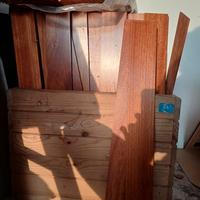 si regalano mq 20 circa listarelle doussiè