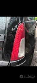 fanale posteriore destro lancia musa 2 serie 