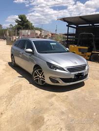 Peugeot  308   1.6 HDI  2015