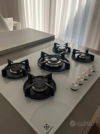 PIANO COTTURA GAS ELECTROLUX EGG75372W