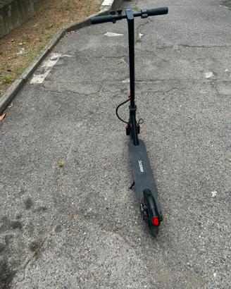 Monopattino elettrico iscooter i9