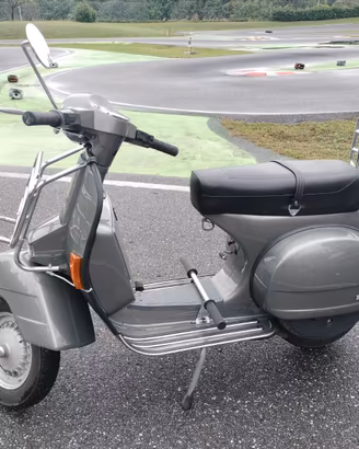 Vespa PX 125 E