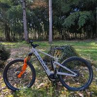 FULL E-BIKE FOCUS SAM2