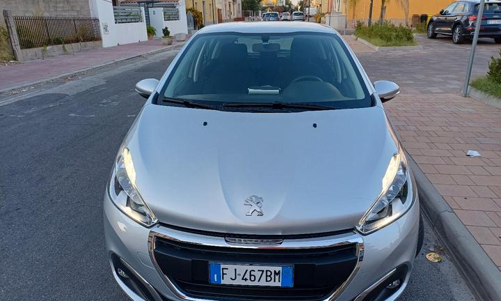 Peugeot 208 1,2L 
