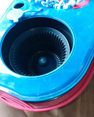 vileda con serbatoio per acqua pulita