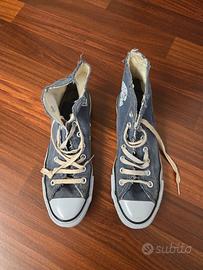 Converse Jeans