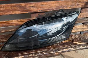 FARO ANTERIORE AUDI TT