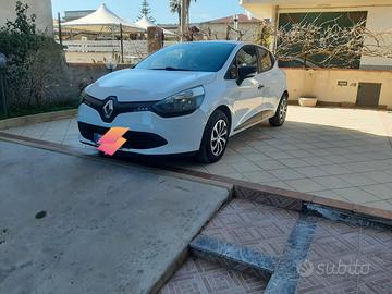 Renault clio 1.5 Diesel  clima  75 cv van