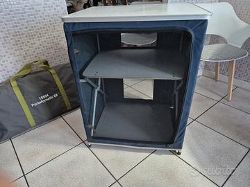 mobiletto per campeggio