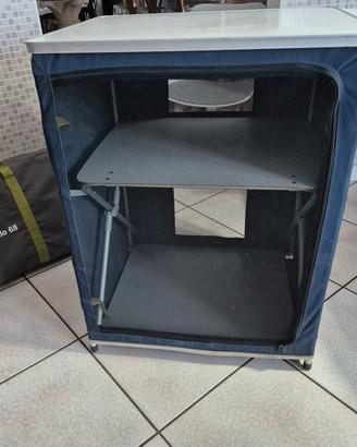 mobiletto per campeggio