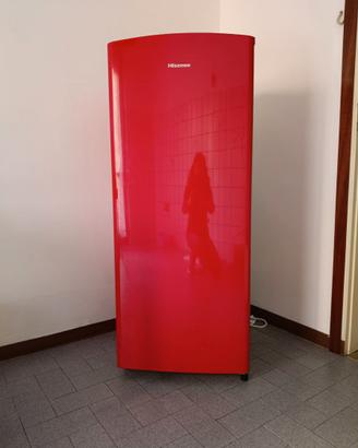Frigorifero  Hisense rosso