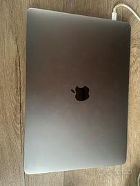 Macbook pro 13” 2017 con processore 2.3 GHz 121 gb