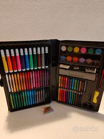 Kit Disegno Kinspory 100 Pezzi Valigetta Colori